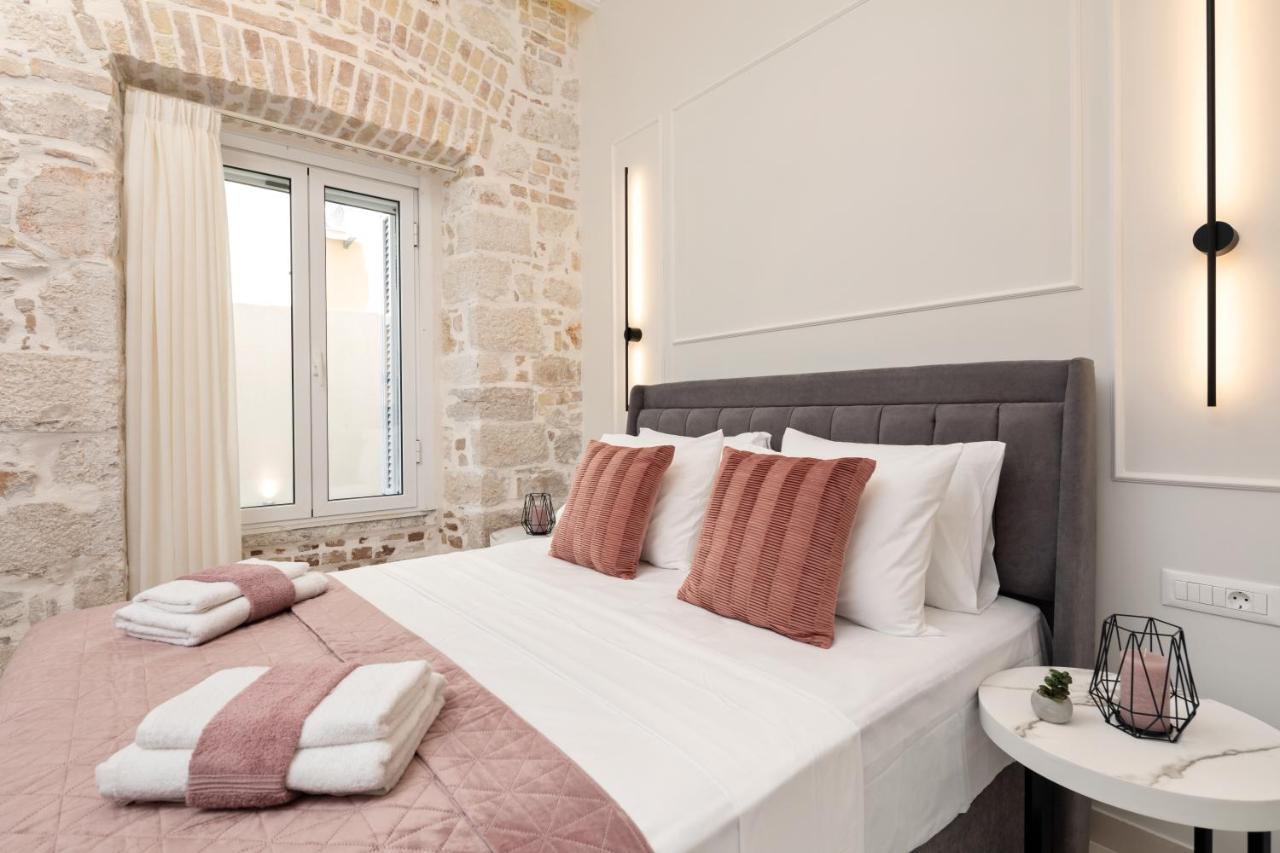 Modern-Vintage Old Town Suites Corfu  Ngoại thất bức ảnh