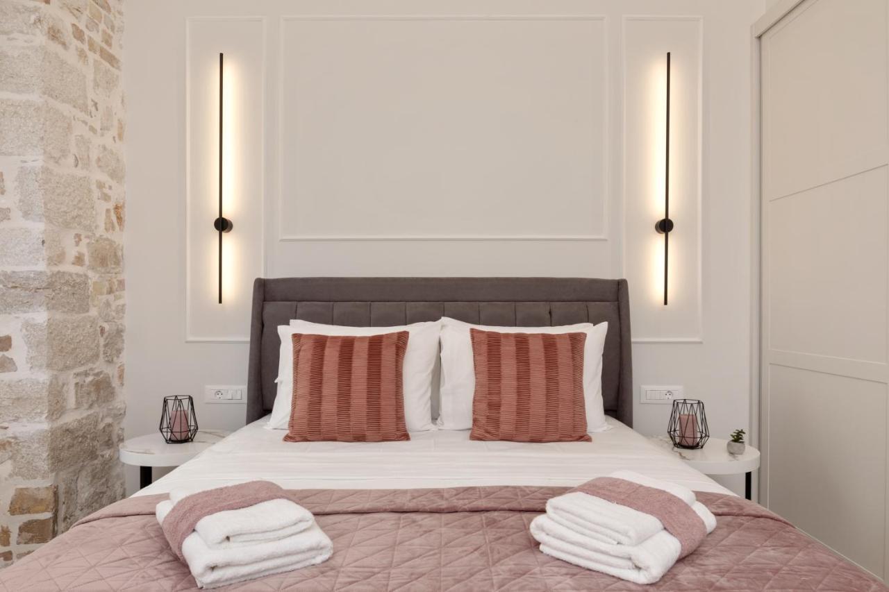 Modern-Vintage Old Town Suites Corfu  Ngoại thất bức ảnh