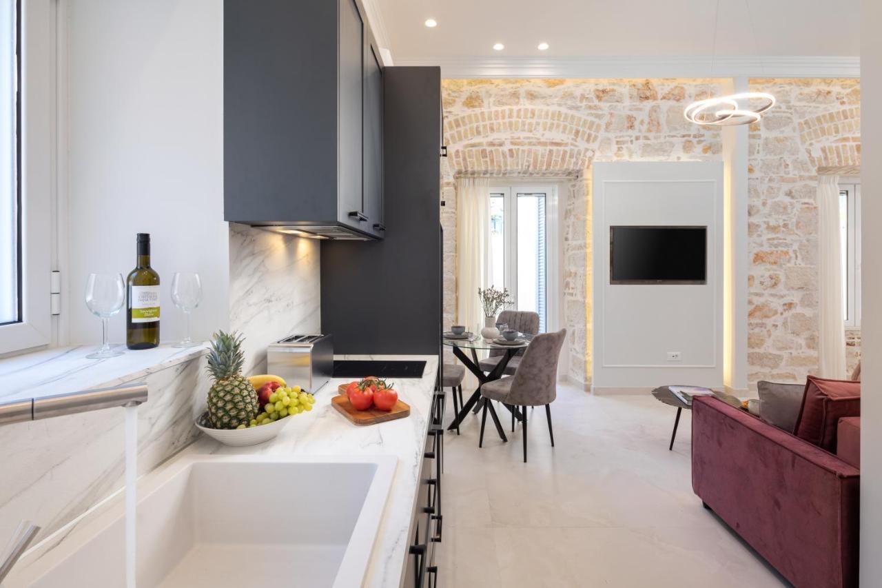 Modern-Vintage Old Town Suites Corfu  Ngoại thất bức ảnh