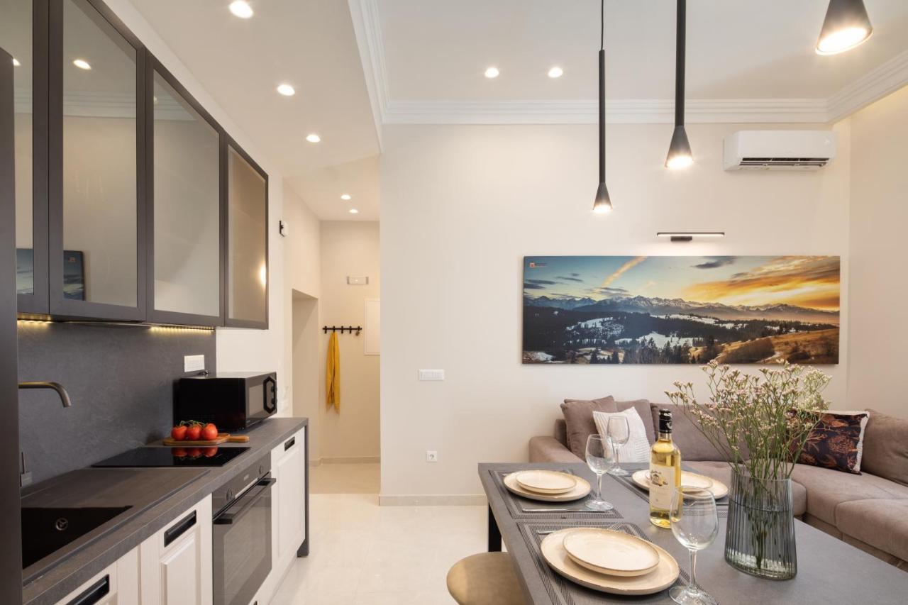 Modern-Vintage Old Town Suites Corfu  Ngoại thất bức ảnh